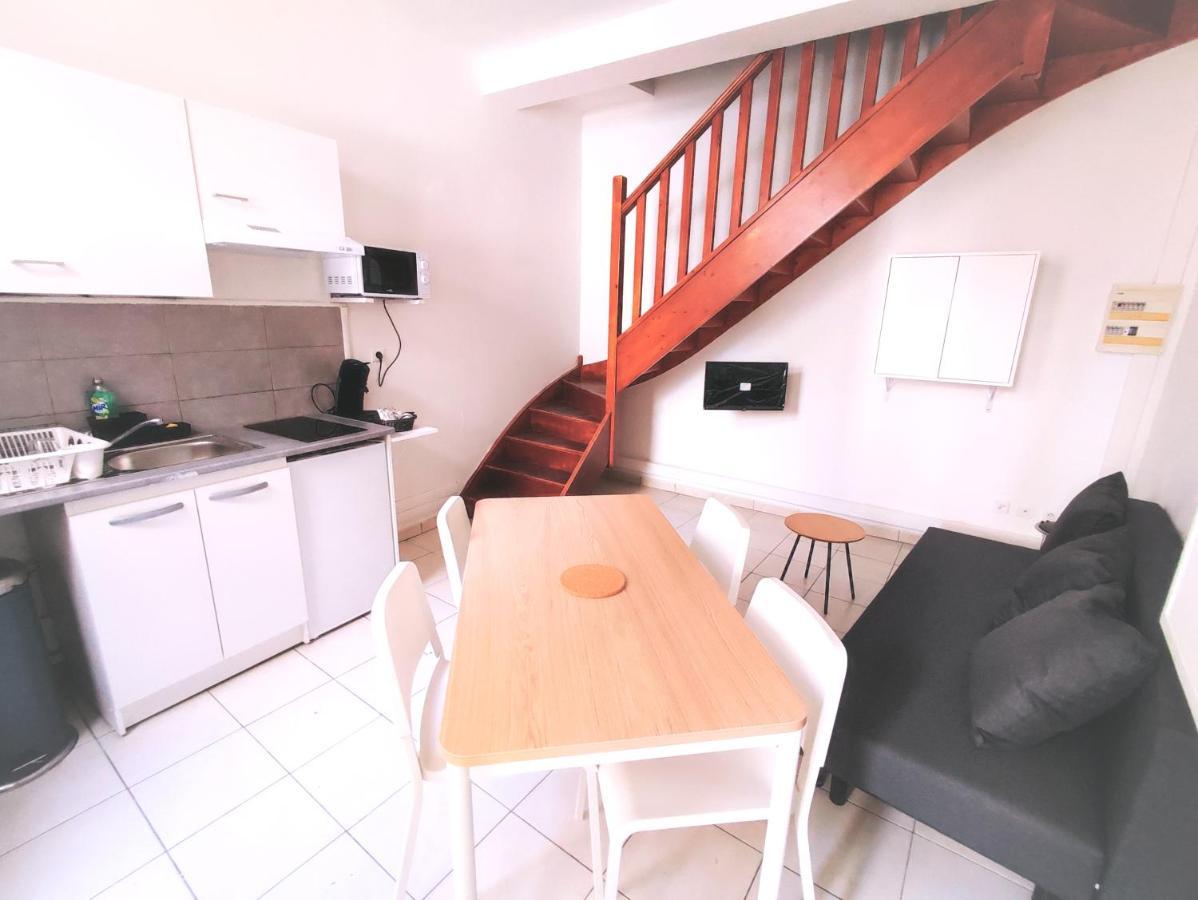 Appartement Cosy En Centre Centre-Ville . . . Nîmes Esterno foto